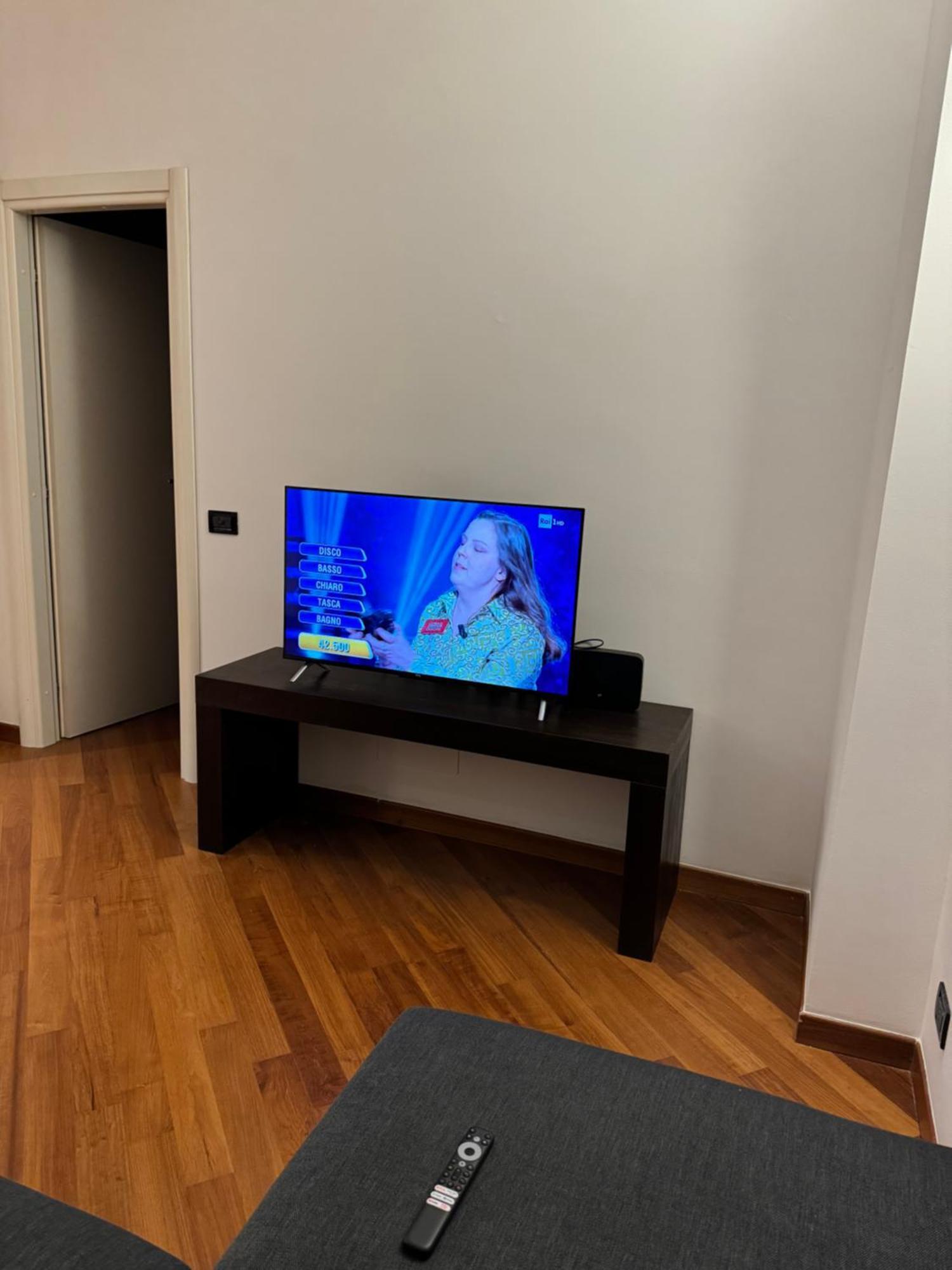 Mare Con Giardino Apartment