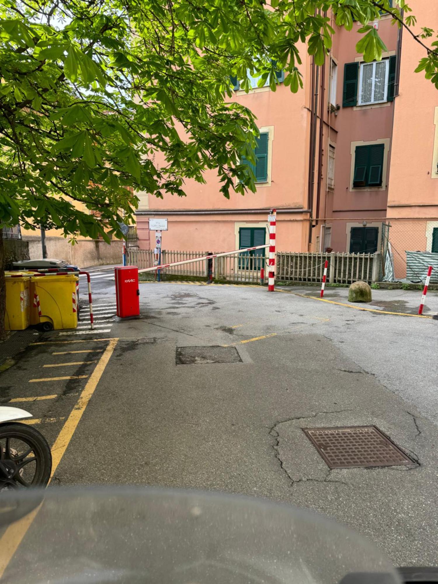 Mare Con Giardino Apartment *