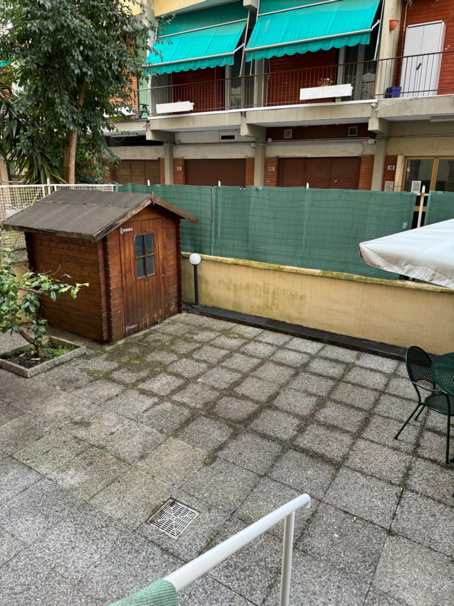 Mare Con Giardino